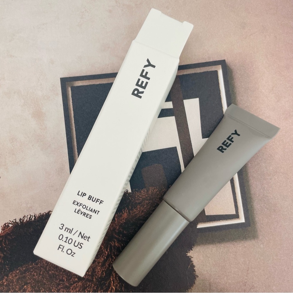 Refy Lip‎ Buff